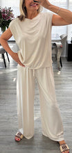 Load image into Gallery viewer, Nancy sleeveless set
