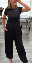 Load image into Gallery viewer, Sallie short sleeve set

