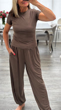 Load image into Gallery viewer, Sallie short sleeve set
