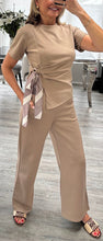 Load image into Gallery viewer, Sissy set scarf tie side
