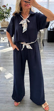 Load image into Gallery viewer, Sloane scarf set
