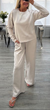 Load image into Gallery viewer, Sophia studded set
