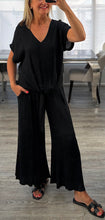Load image into Gallery viewer, Tara tie front culotte set
