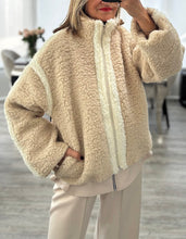 Load image into Gallery viewer, Teddy cream fleece jacket
