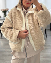Load image into Gallery viewer, Teddy cream fleece jacket
