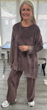 Load image into Gallery viewer, Vallie velour coord

