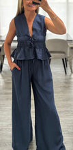 Load image into Gallery viewer, Winnie waistcoat style set

