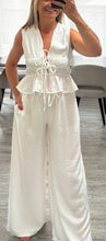 Load image into Gallery viewer, Winnie waistcoat style set
