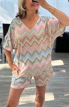 Load image into Gallery viewer, Zena zig zag short set
