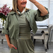 Load image into Gallery viewer, Zena Lightweight zip jacket
