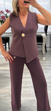 Load image into Gallery viewer, Winnie fine knit waistcoat
